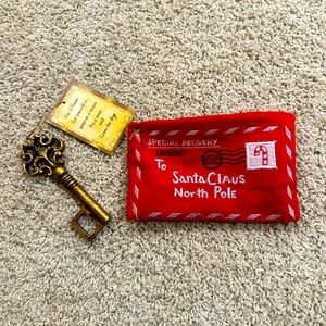 Key for Santa with cloth envelope